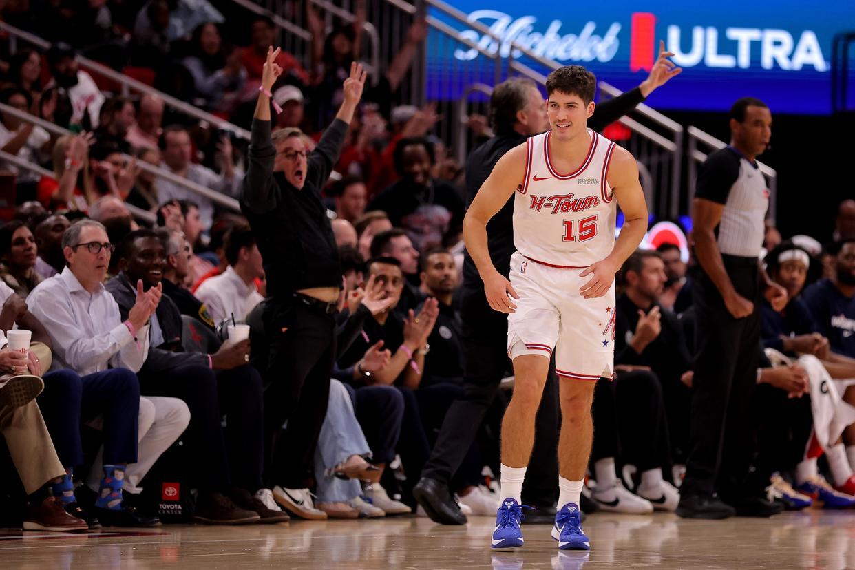 旺财28登录入口-谢泼德因祸得福？火箭队1人复出，1人又伤！对阵勇士，或再调首发